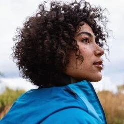 Berghaus Women's Deluge Pro Waterproof Jacket Navagio Bay / Seaport -underwear Zone 4 22338fz6 l2 berghaus everyday outdoors aw21 rgb