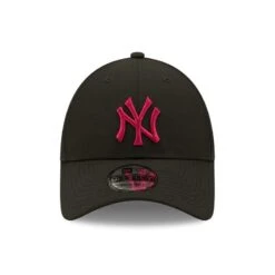 New Era New York Yankees League Essential 9FORTY Cap Black / Red -underwear Zone 60222478 1