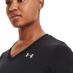 Under Armour Women's UA Tech™ V-Neck T-Shirt Black / Metallic Silver -underwear Zone s7.v5 1255839 002 collar