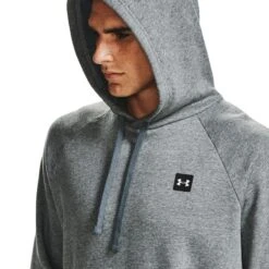 Under Armour Men's UA Rival Fleece Hoodie Pitch Grey Light Heather / Onyx White 8 Under Armour Men's UA Rival Fleece Hoodie Pitch Grey Light Heather / Onyx White -underwear Zone s7.v5 1357092 012 hood