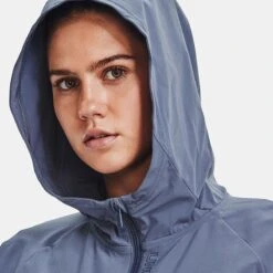 Under Armour Women's Women's Woven Full Zip Jacket Aurora Purple / Midnight Navy / Midnight Navy -underwear Zone v5 1369889 767 collar